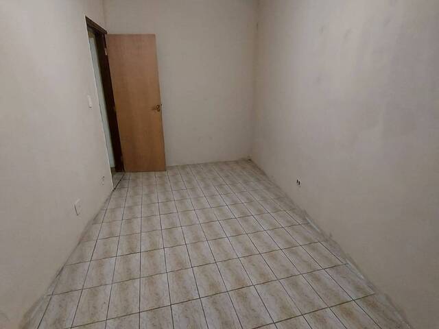 Apartamento para Venda em São Vicente - 4