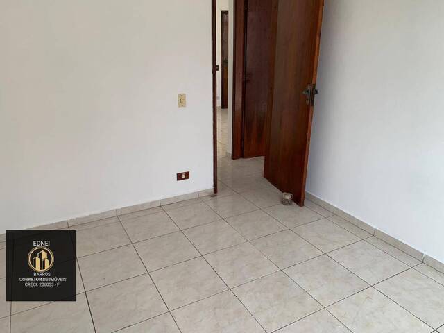 Apartamento para Venda em São Vicente - 4