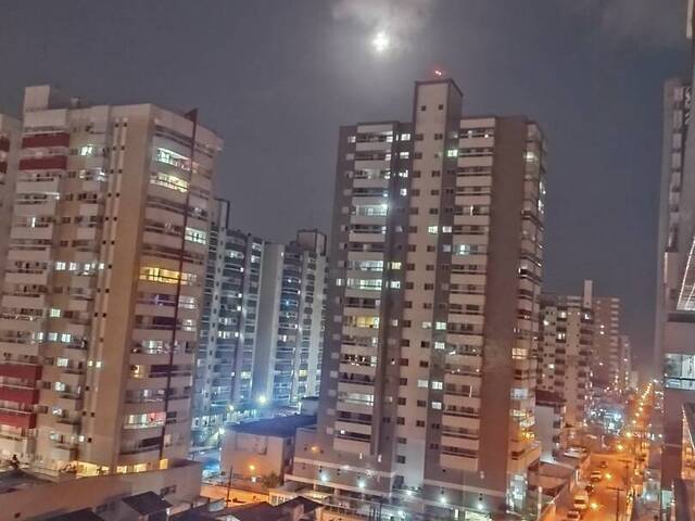 #421 - Apartamento para Venda em Praia Grande - SP