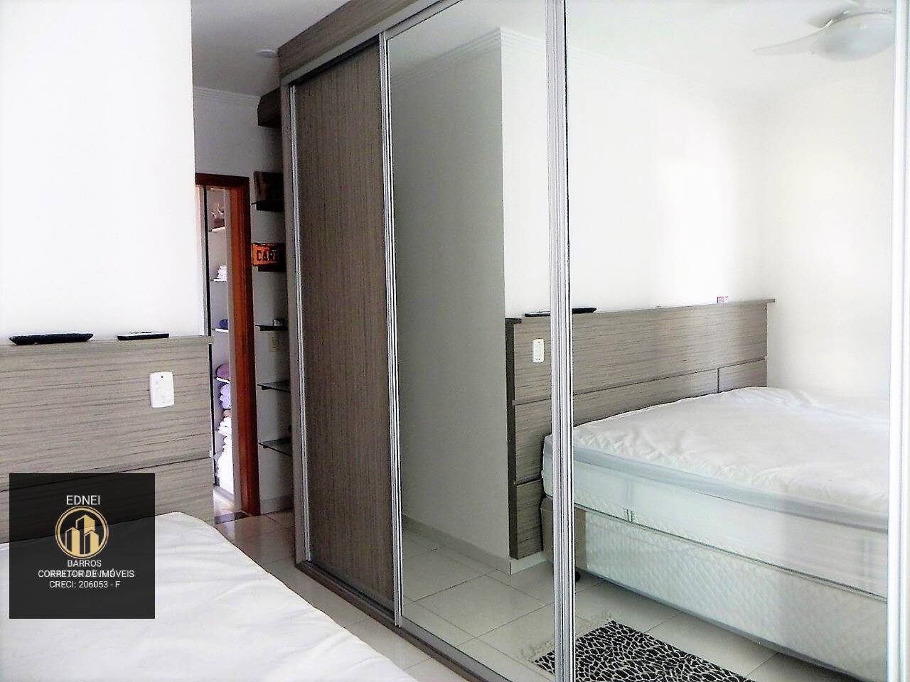 Apartamento à venda com 3 quartos, 115m² - Foto 17