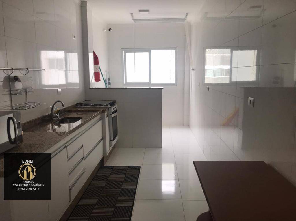 Apartamento à venda com 3 quartos, 124m² - Foto 3