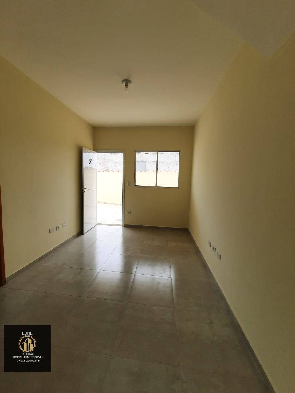 Casa à venda com 2 quartos, 55m² - Foto 15