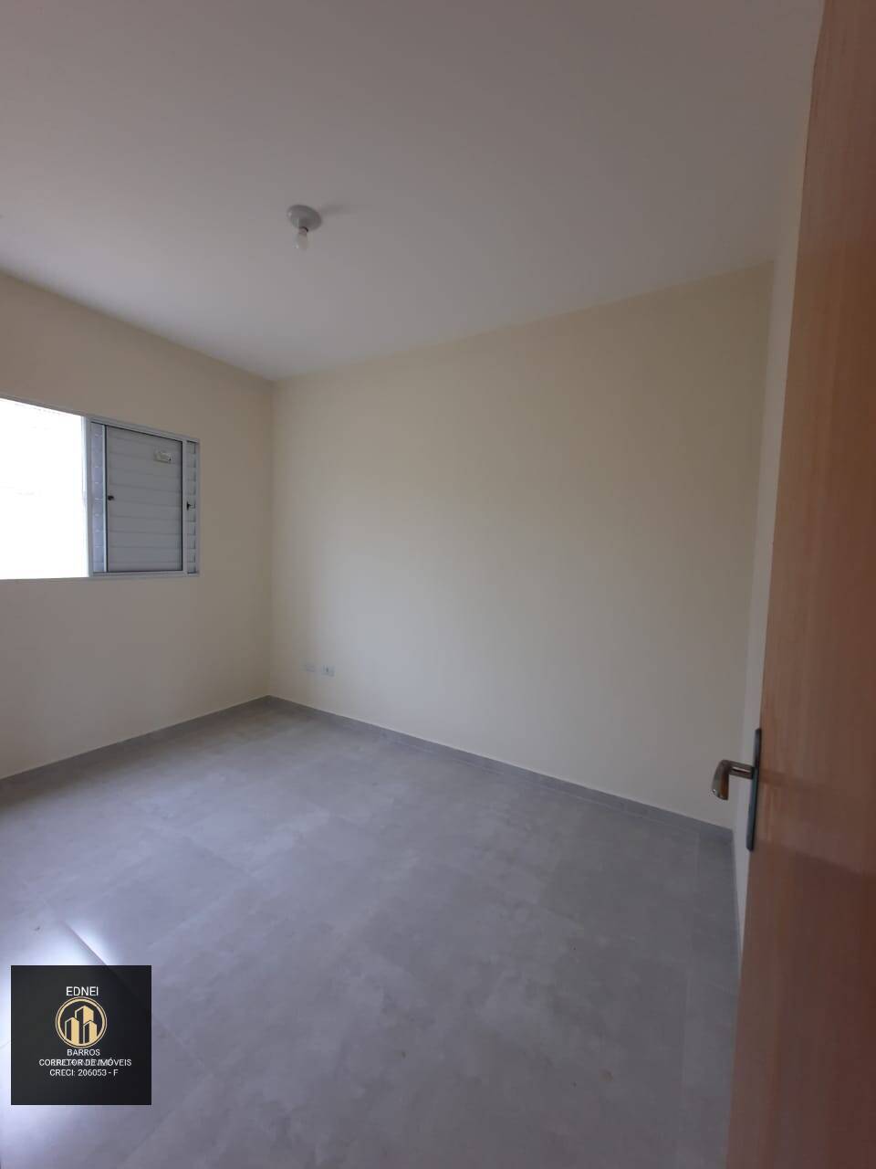 Casa à venda com 2 quartos, 55m² - Foto 24