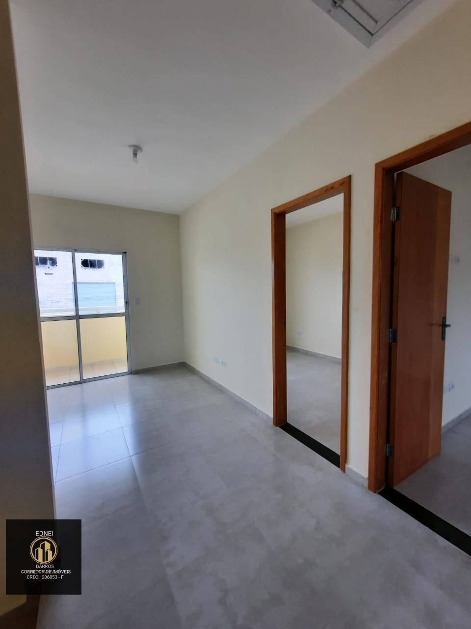 Casa à venda com 2 quartos, 55m² - Foto 26