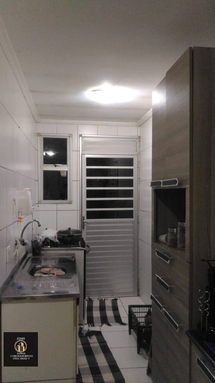 Apartamento à venda com 3 quartos - Foto 5