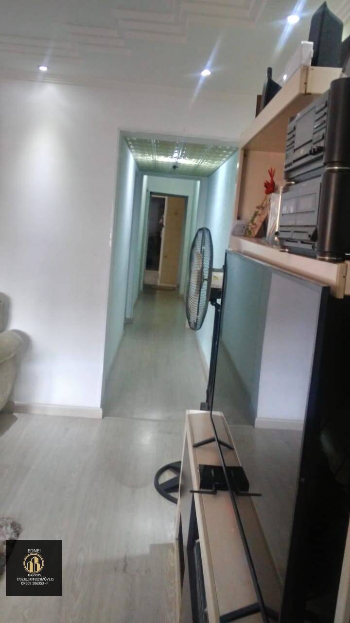 Apartamento à venda com 5 quartos, 180m² - Foto 18