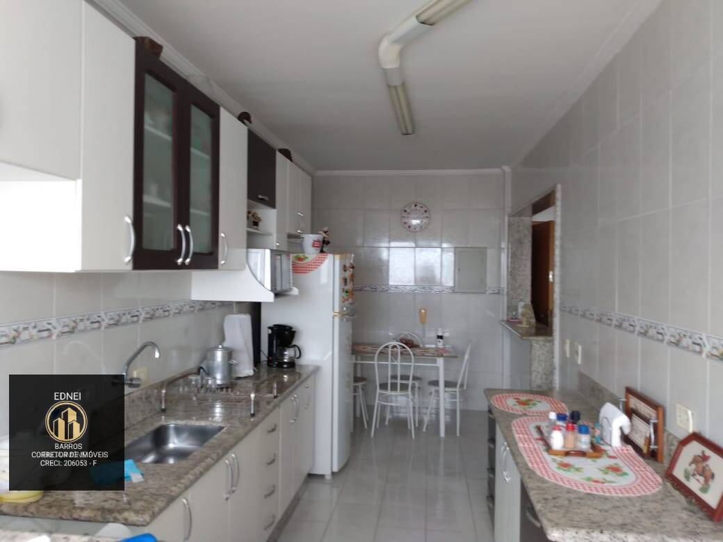 Apartamento à venda com 3 quartos, 115m² - Foto 3