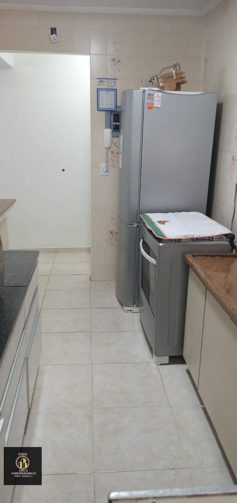 Apartamento à venda com 2 quartos, 64m² - Foto 9