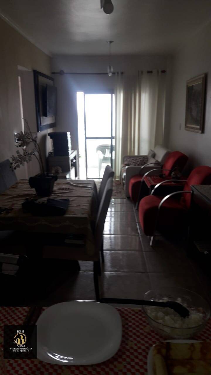 Apartamento à venda com 2 quartos, 64m² - Foto 12