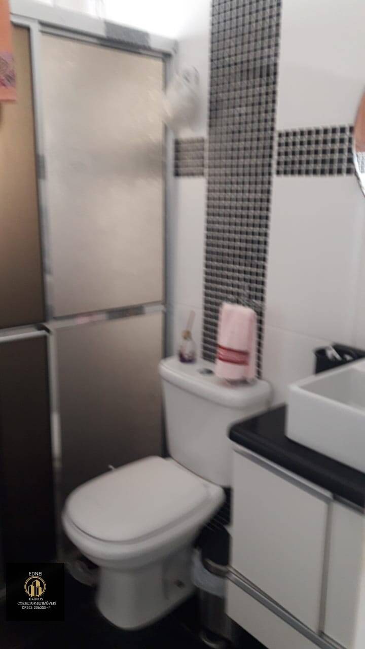 Apartamento à venda com 2 quartos, 64m² - Foto 20