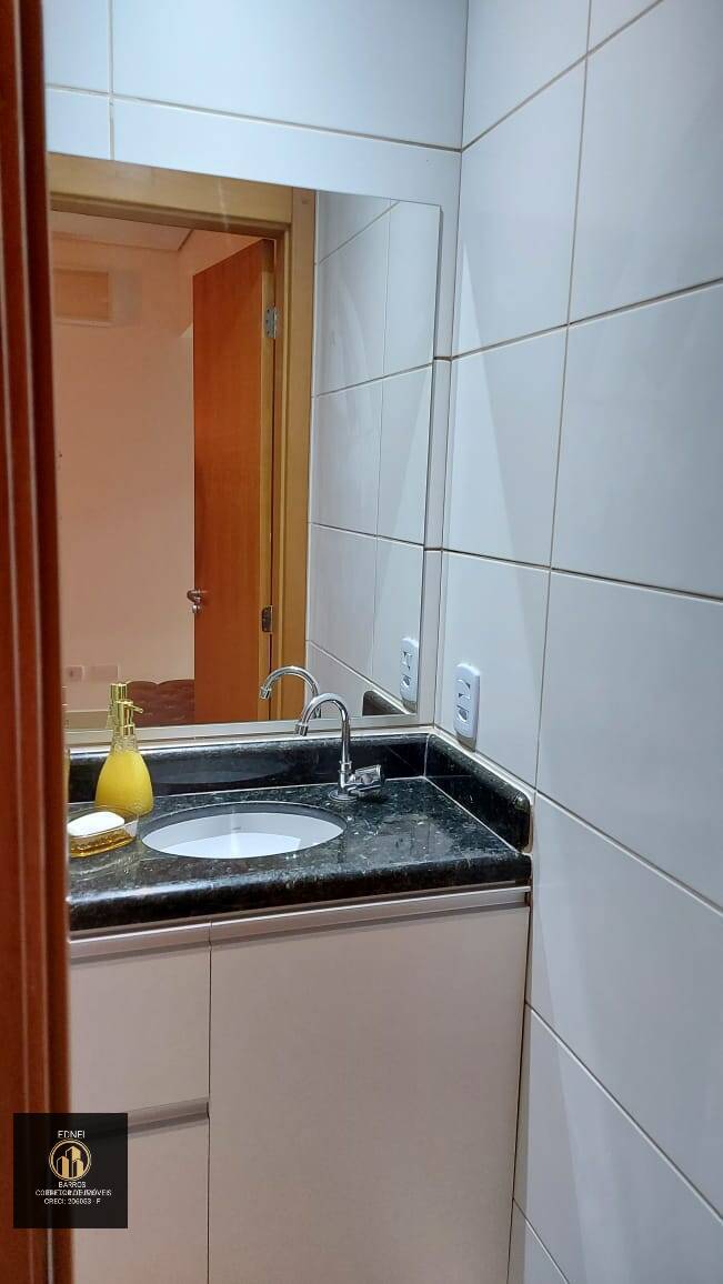 Apartamento à venda com 2 quartos, 67m² - Foto 8