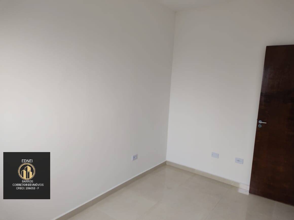 Casa à venda com 2 quartos, 52m² - Foto 6