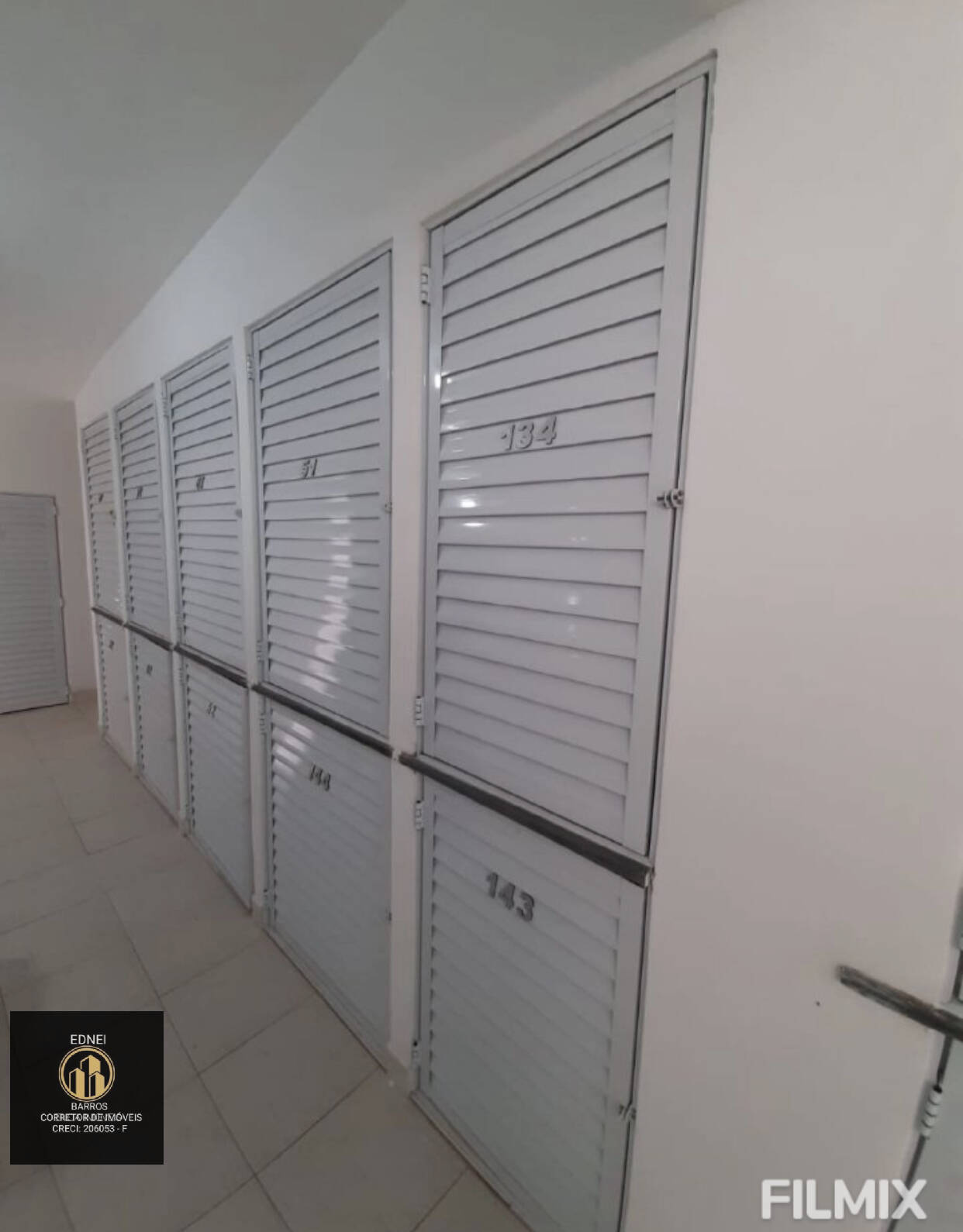 Apartamento à venda com 2 quartos, 80m² - Foto 28