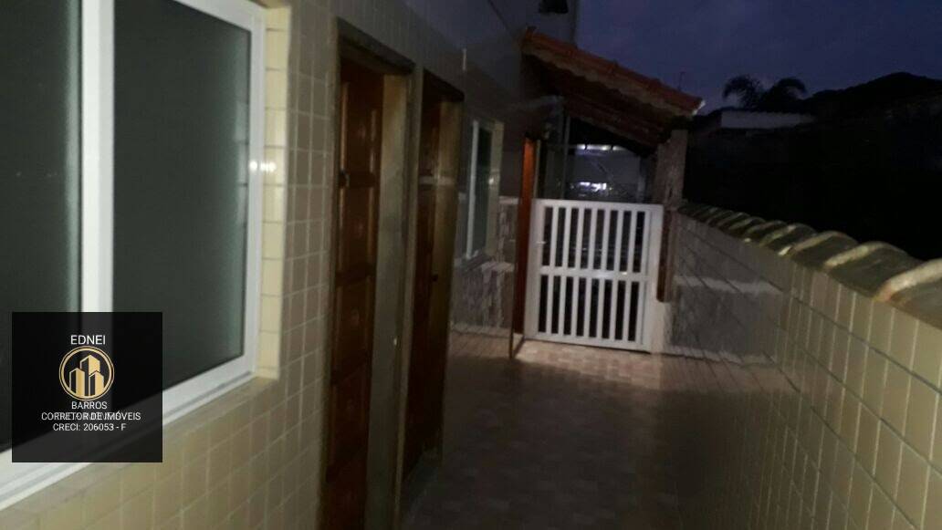 Sobrado à venda com 2 quartos, 64m² - Foto 1