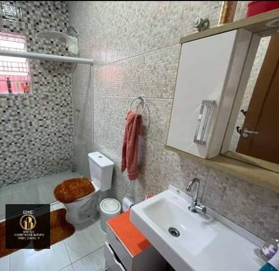 Casa à venda com 3 quartos, 100m² - Foto 5