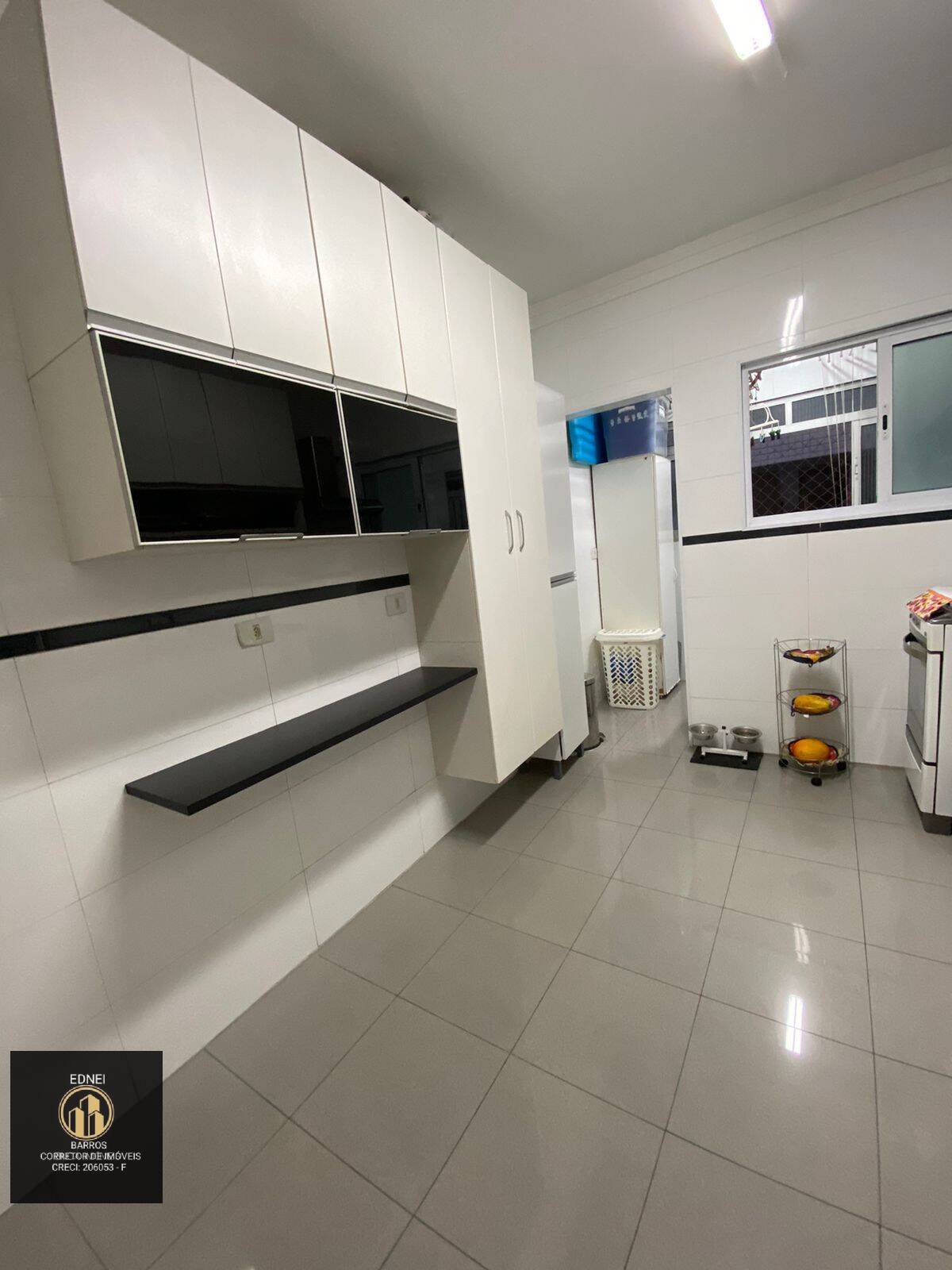 Apartamento à venda com 2 quartos, 74m² - Foto 13