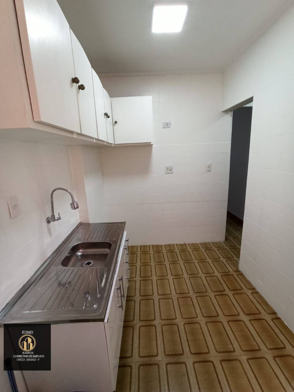 Apartamento à venda com 2 quartos, 57m² - Foto 3