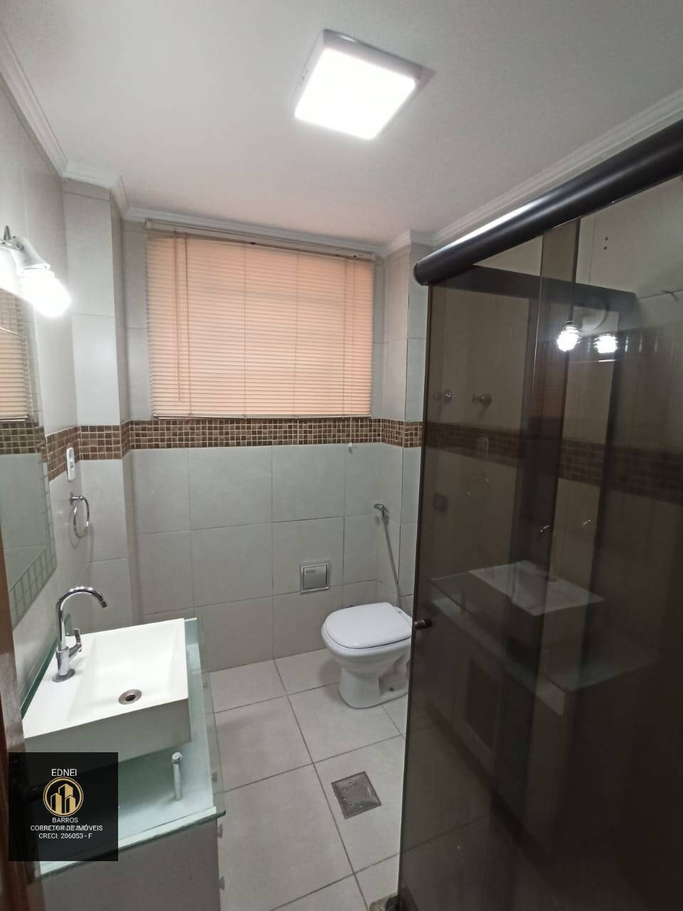 Apartamento à venda com 2 quartos, 57m² - Foto 4