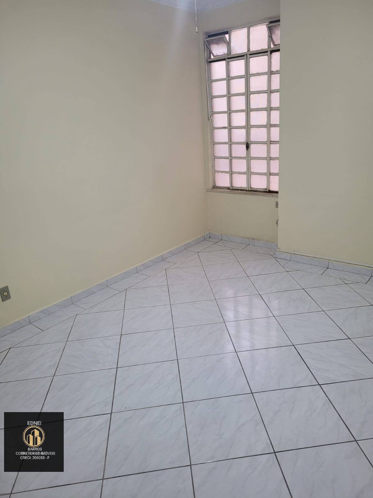 Apartamento à venda com 2 quartos, 68m² - Foto 12