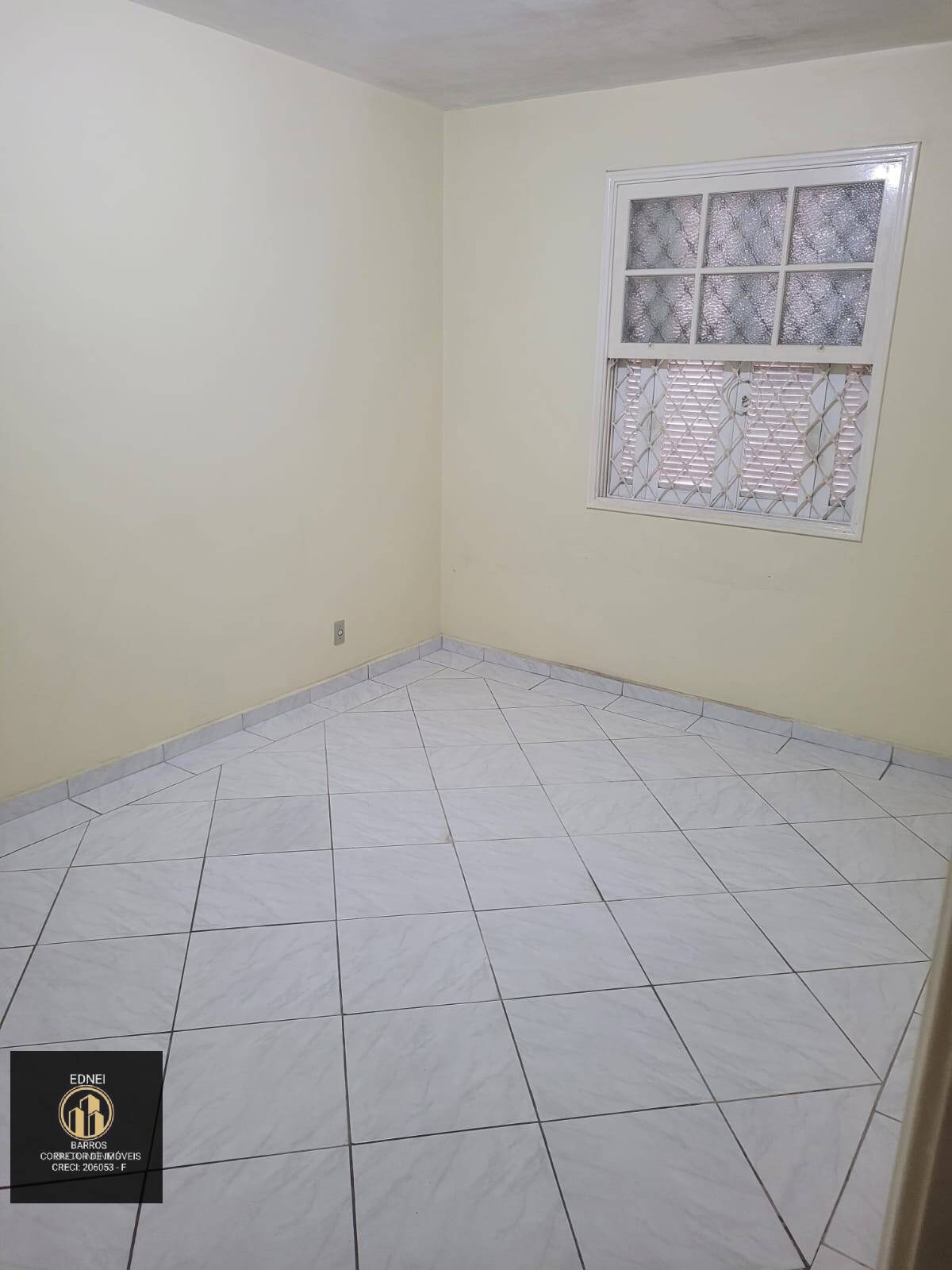 Apartamento à venda com 2 quartos, 68m² - Foto 9