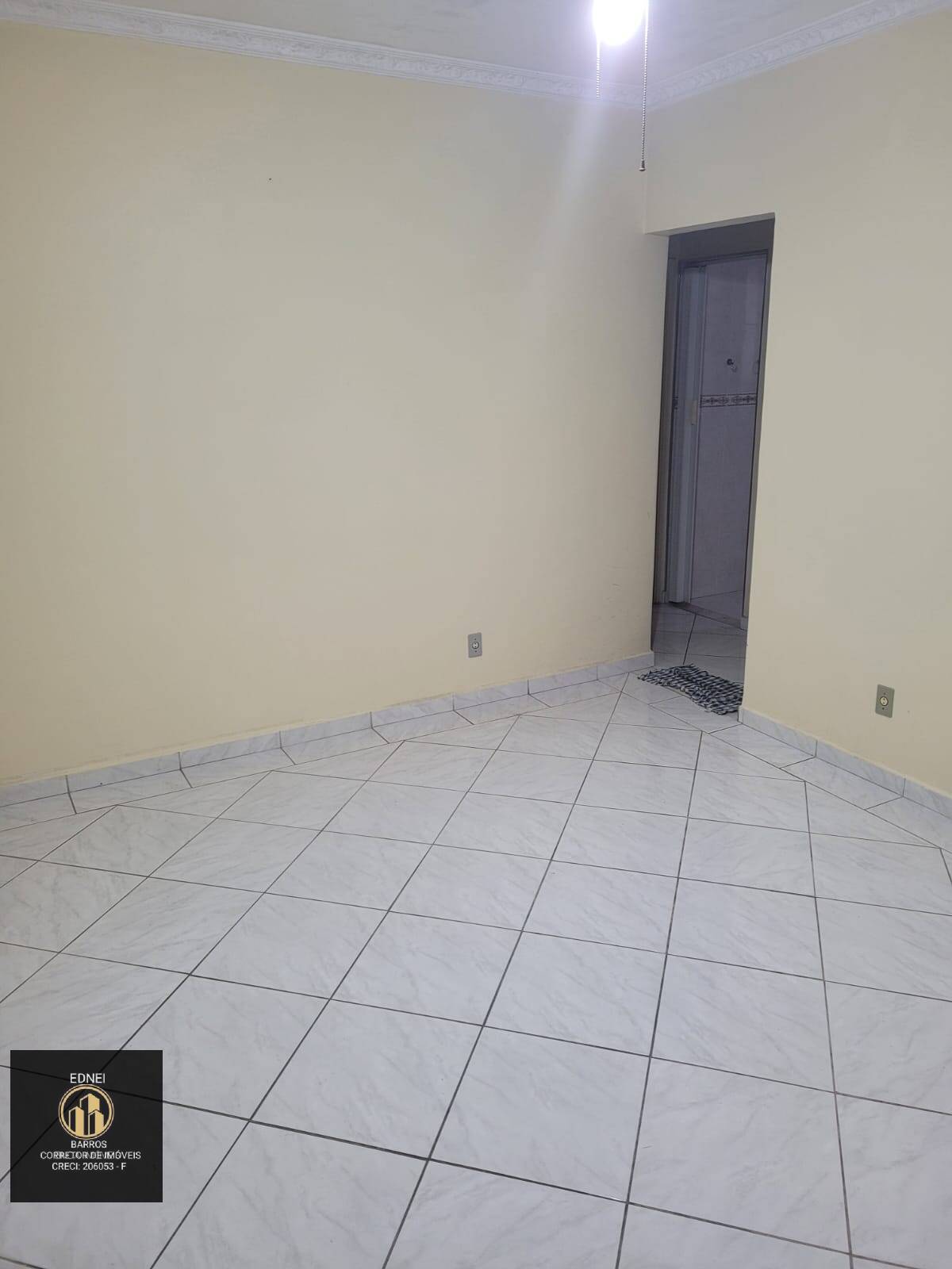 Apartamento à venda com 2 quartos, 68m² - Foto 11