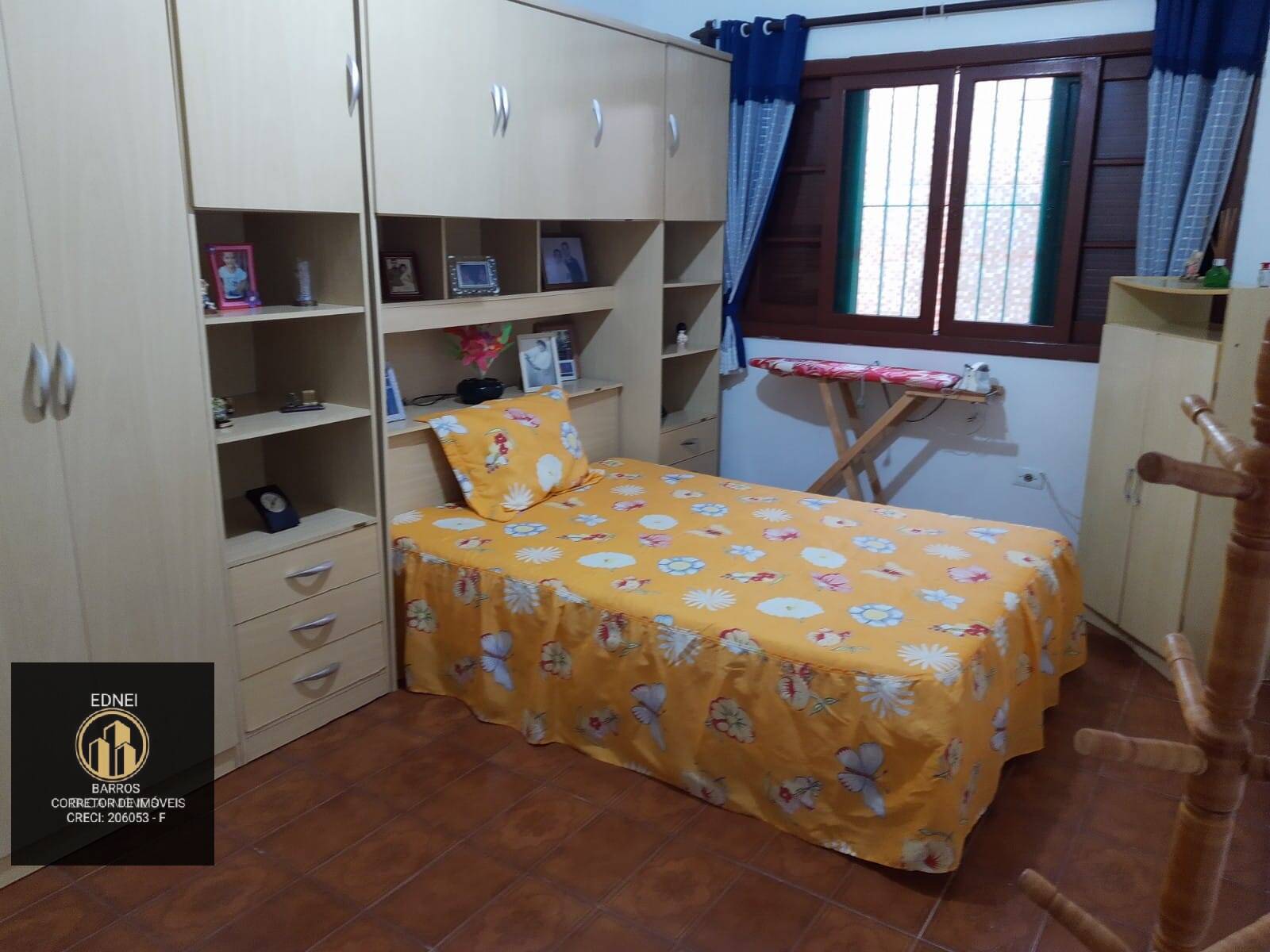 Casa à venda com 2 quartos, 217m² - Foto 11