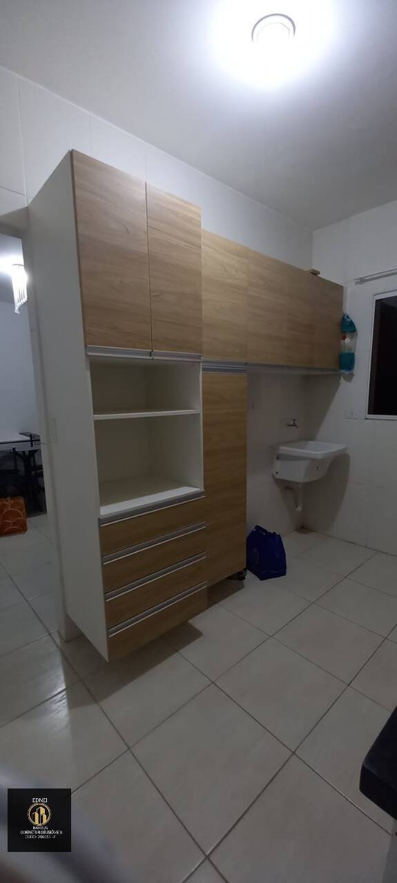 Casa à venda com 2 quartos, 55m² - Foto 9