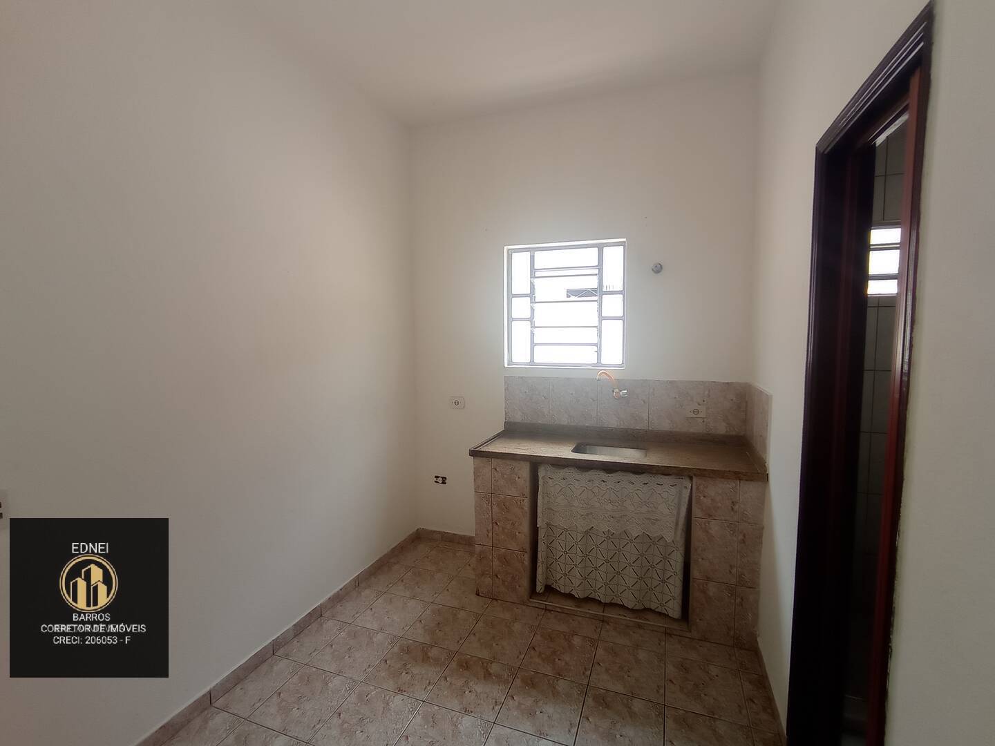 Casa à venda com 1 quarto, 67m² - Foto 10