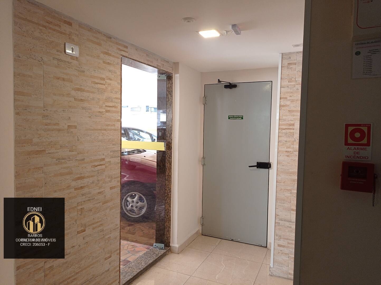 Cobertura à venda com 3 quartos, 260m² - Foto 25