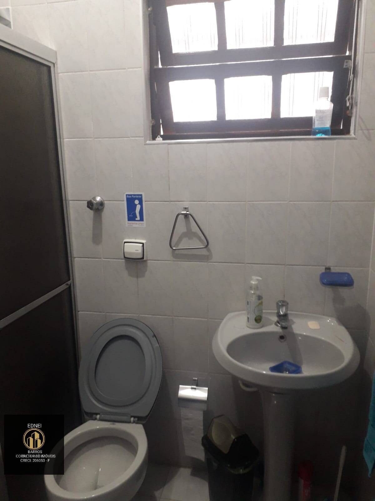 Casa à venda com 2 quartos, 65m² - Foto 11