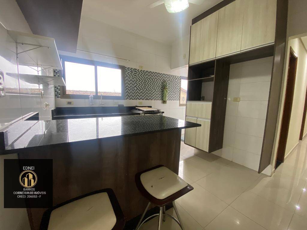 Casa para alugar com 3 quartos, 82m² - Foto 2