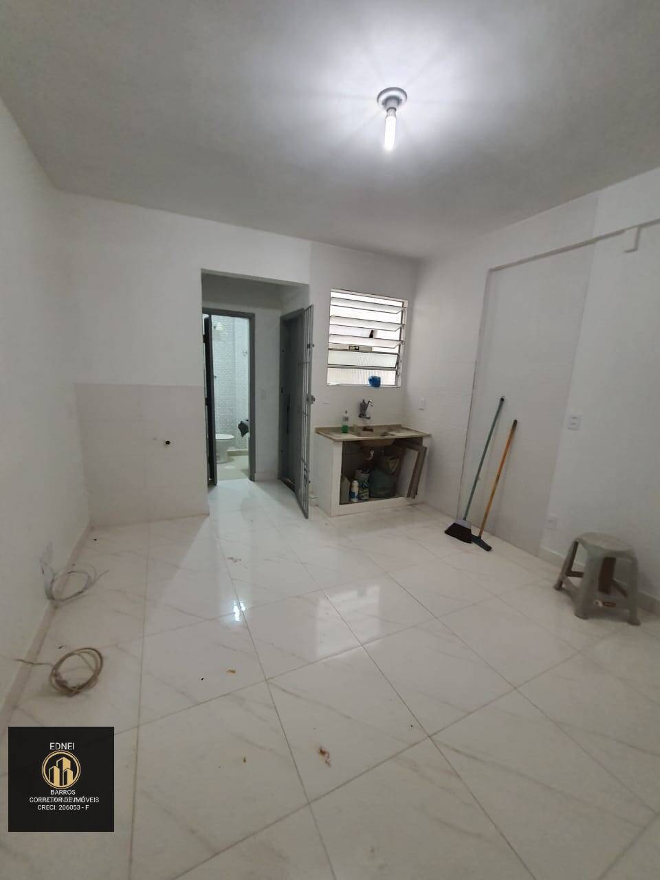 Apartamento à venda com 1 quarto, 19m² - Foto 11