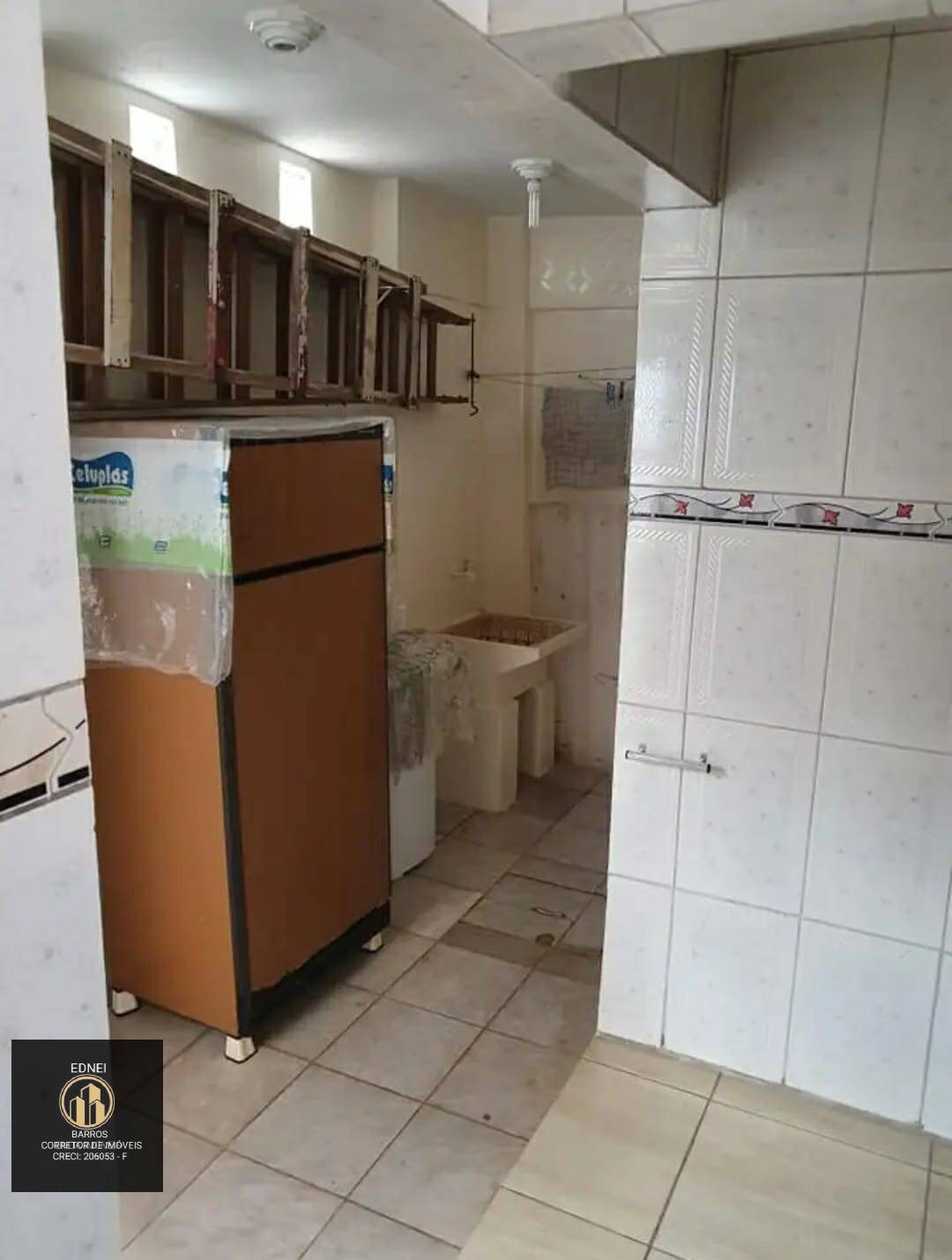 Casa à venda com 2 quartos, 189m² - Foto 6