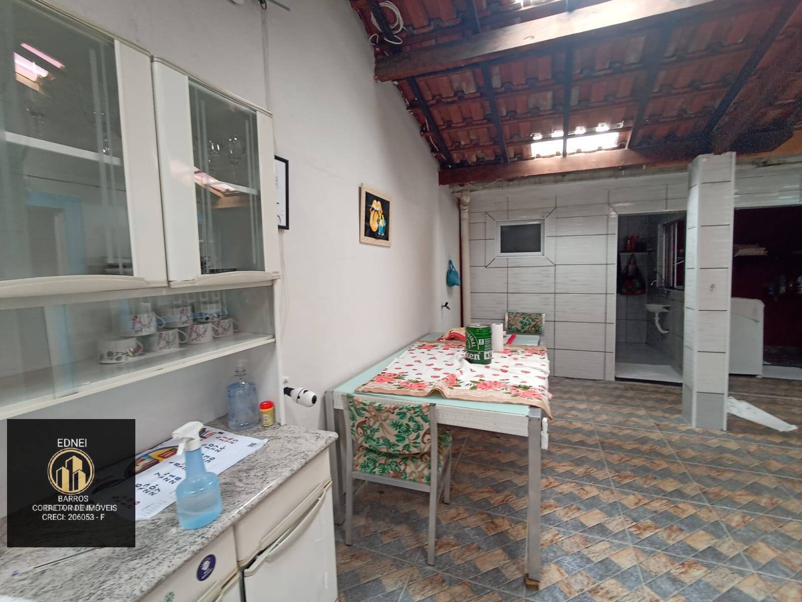 Casa à venda e aluguel com 2 quartos, 240m² - Foto 14