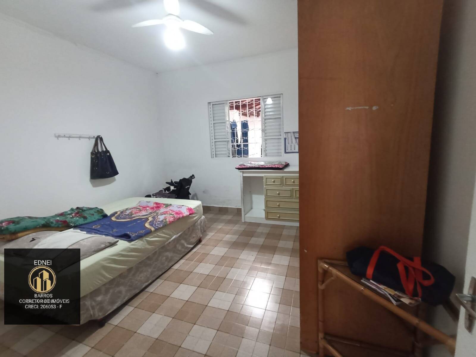 Casa à venda e aluguel com 2 quartos, 240m² - Foto 33