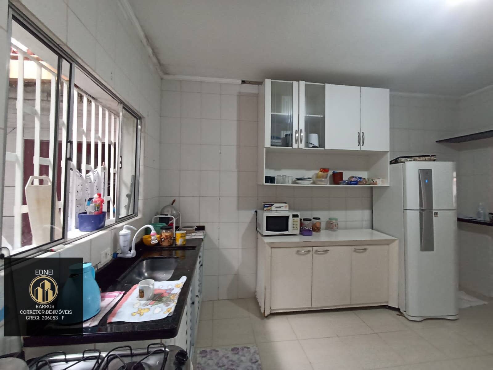 Casa à venda e aluguel com 2 quartos, 240m² - Foto 26