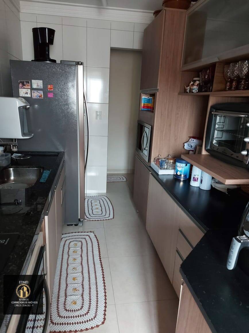 Apartamento à venda com 2 quartos, 68m² - Foto 6