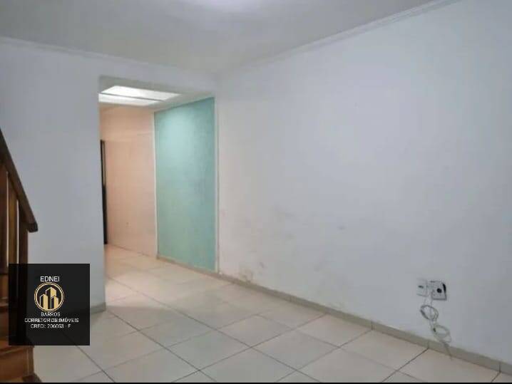 Sobrado à venda com 2 quartos, 96m² - Foto 2