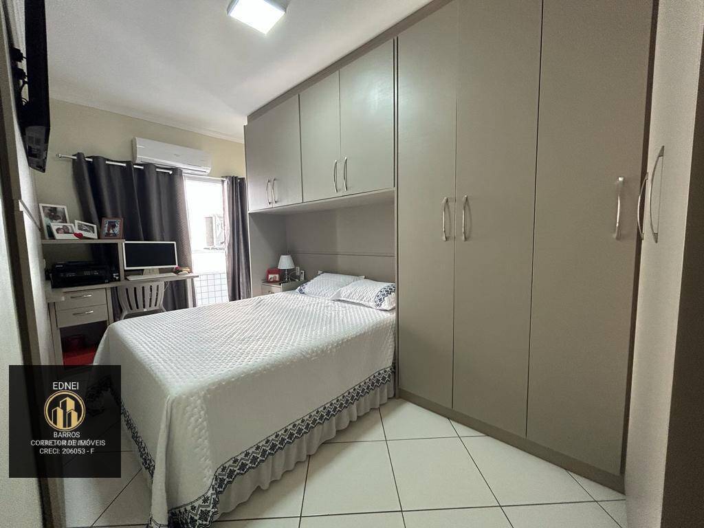 Apartamento à venda com 2 quartos, 65m² - Foto 11