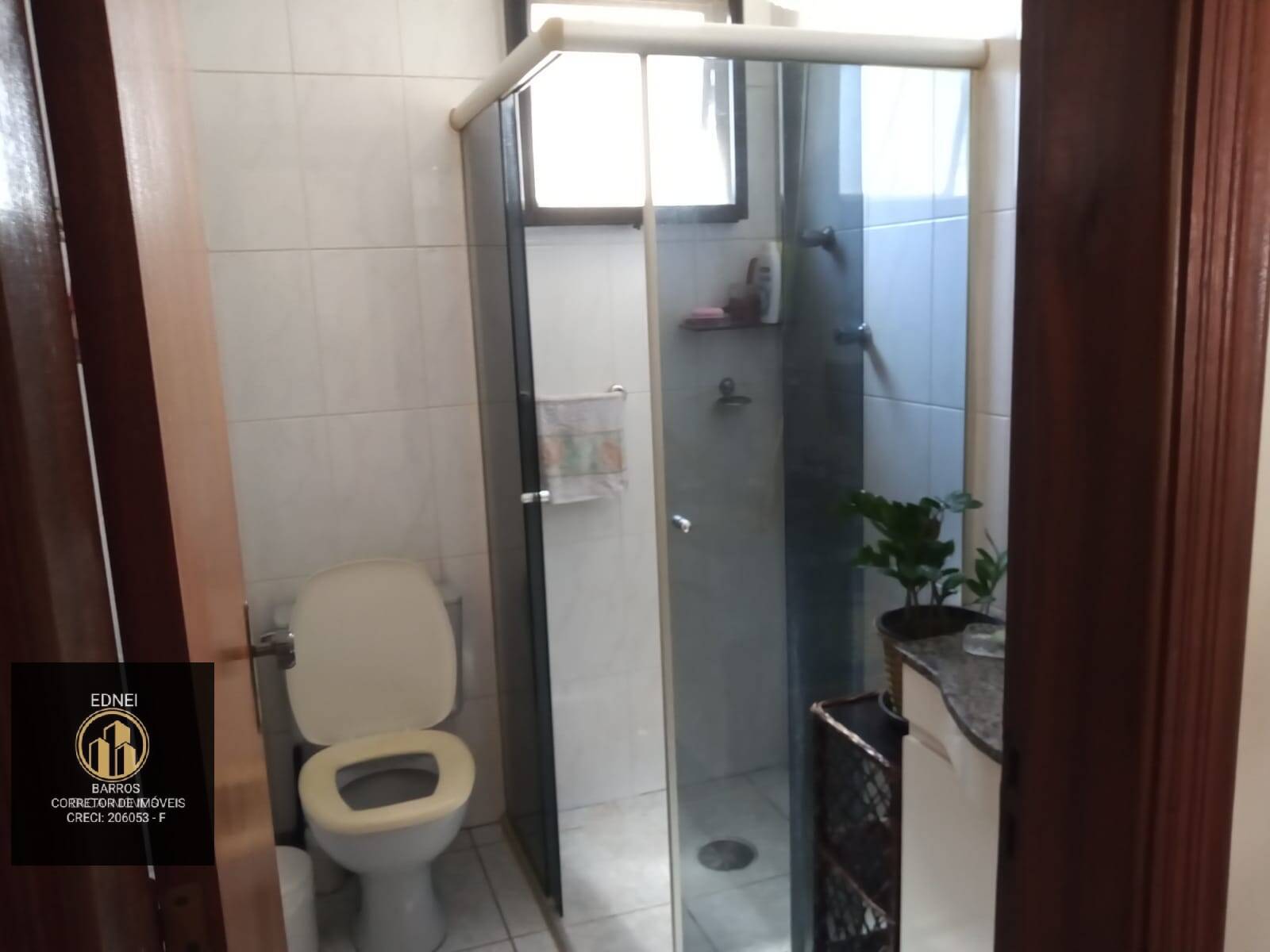 Apartamento à venda com 2 quartos, 75m² - Foto 20