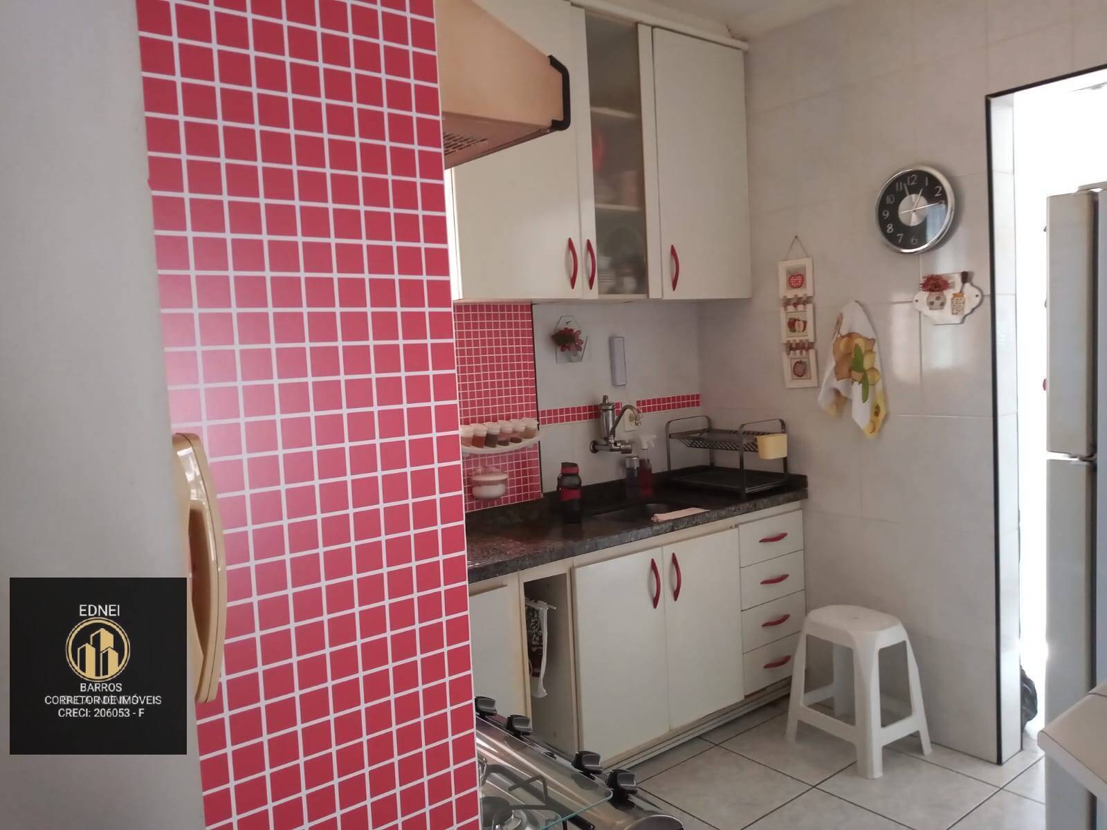 Apartamento à venda com 2 quartos, 75m² - Foto 12