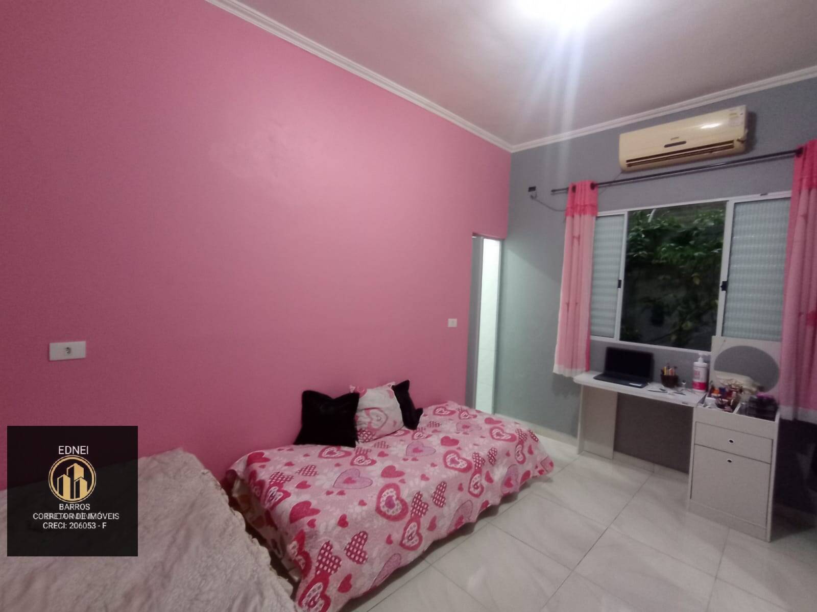 Casa à venda com 3 quartos, 90m² - Foto 5