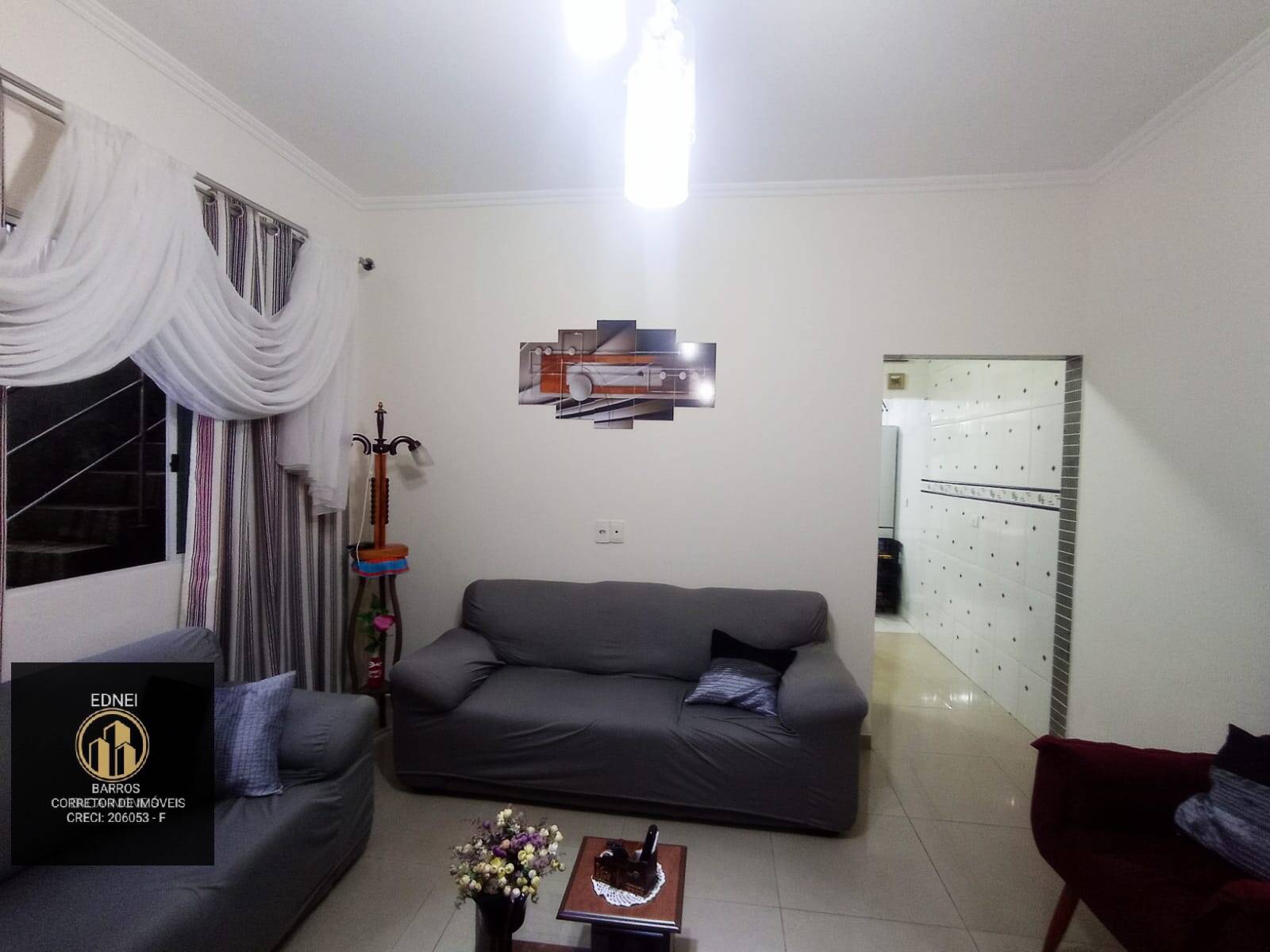 Casa à venda com 3 quartos, 90m² - Foto 7