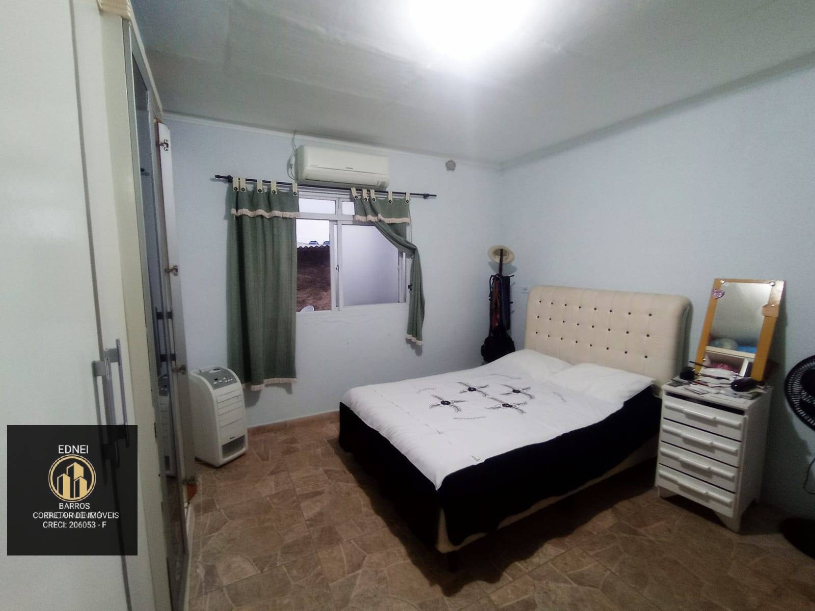 Casa à venda com 3 quartos, 90m² - Foto 20