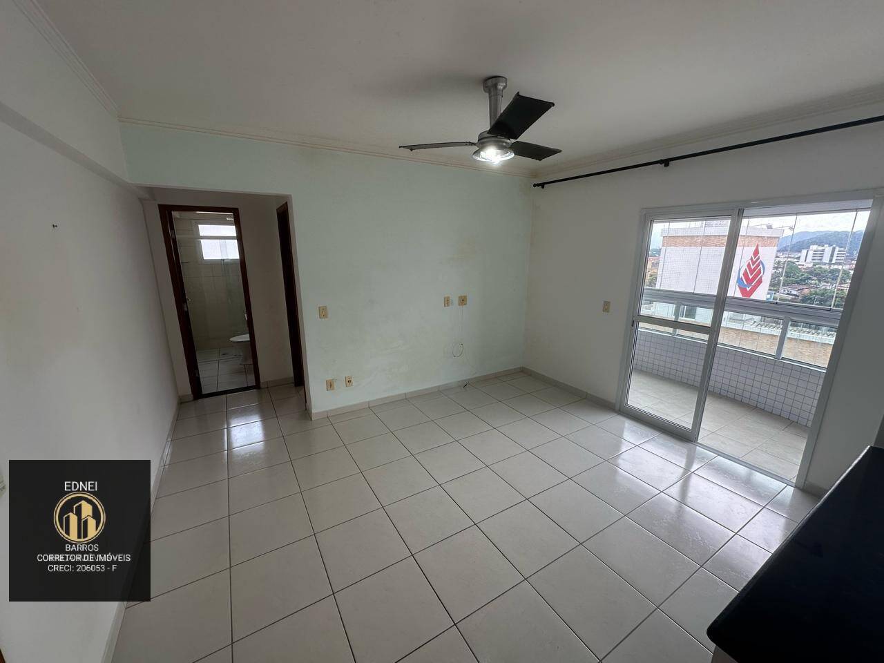 Apartamento à venda com 1 quarto, 50m² - Foto 1