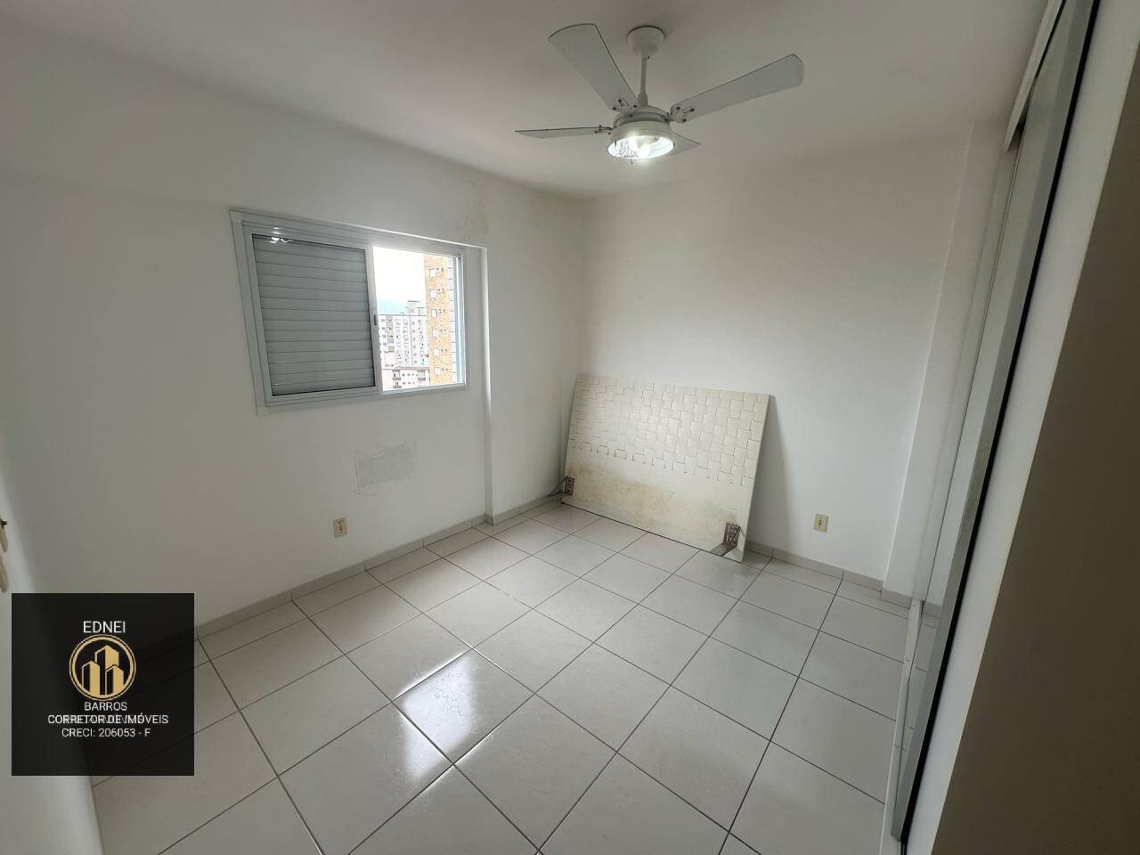 Apartamento à venda com 1 quarto, 50m² - Foto 11