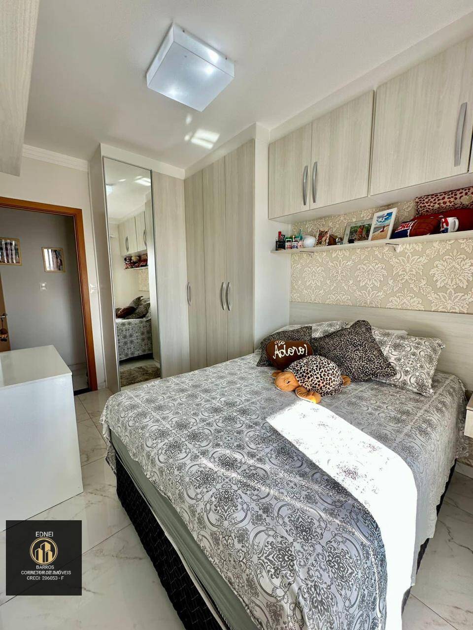 Apartamento à venda com 3 quartos, 105m² - Foto 12