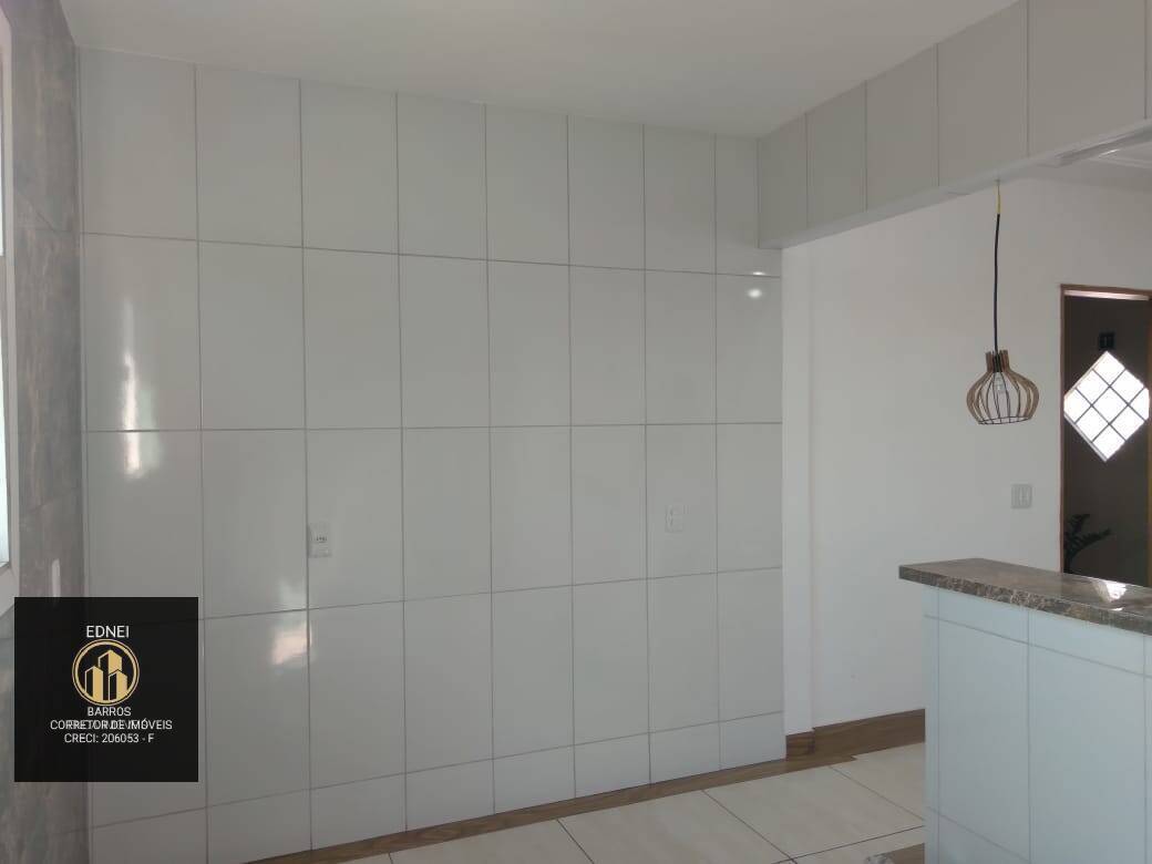 Casa à venda com 2 quartos, 81m² - Foto 12