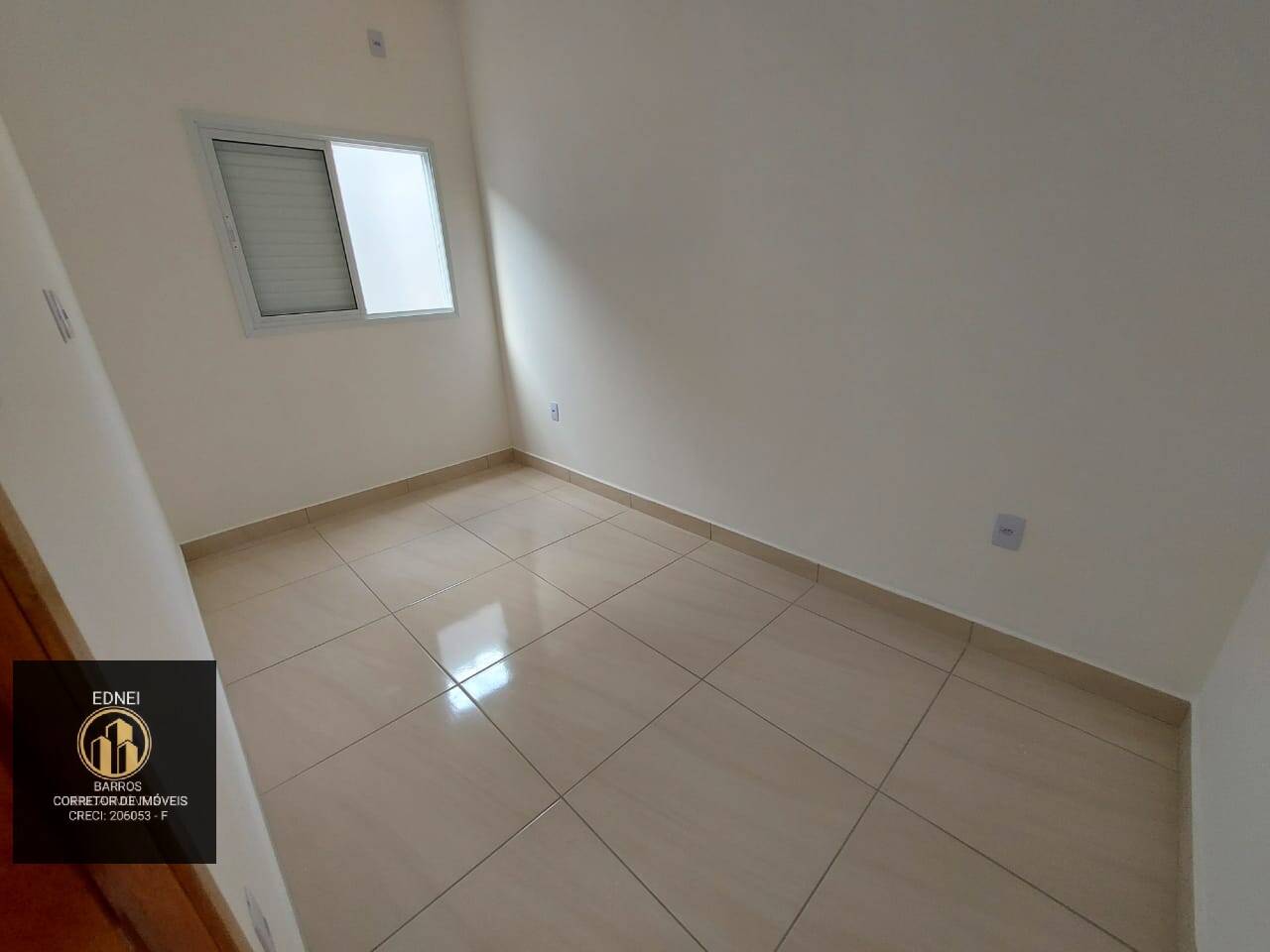 Casa à venda com 2 quartos, 44m² - Foto 14