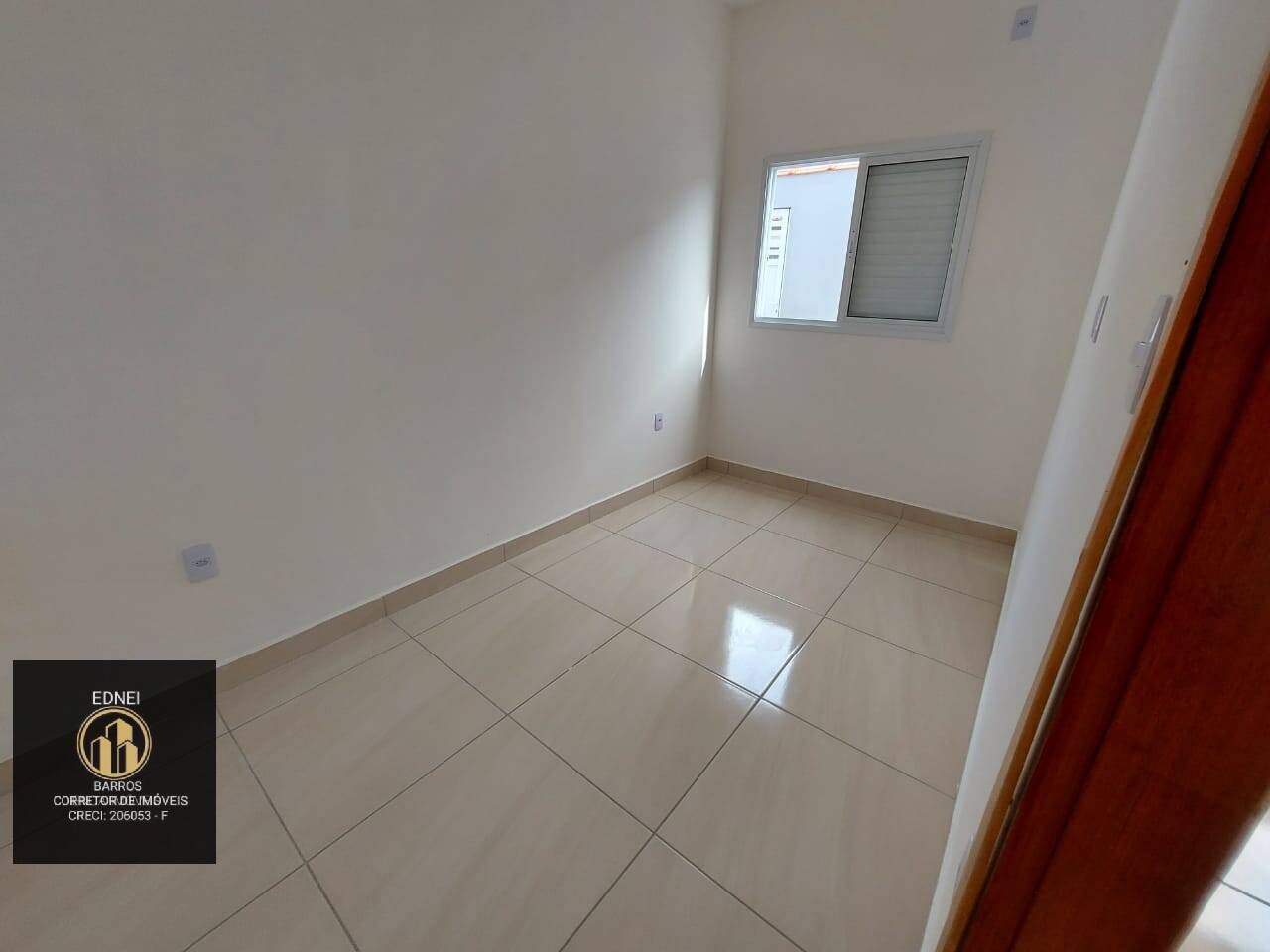 Casa à venda com 2 quartos, 44m² - Foto 15